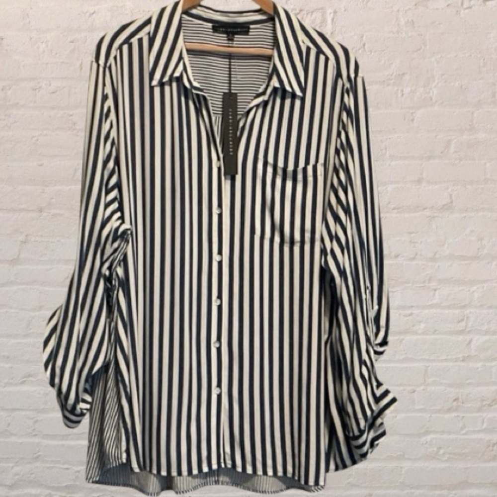 Jane + Delancey Button-Up w/ button back Shirt Size 2X navy Blue white Stripe